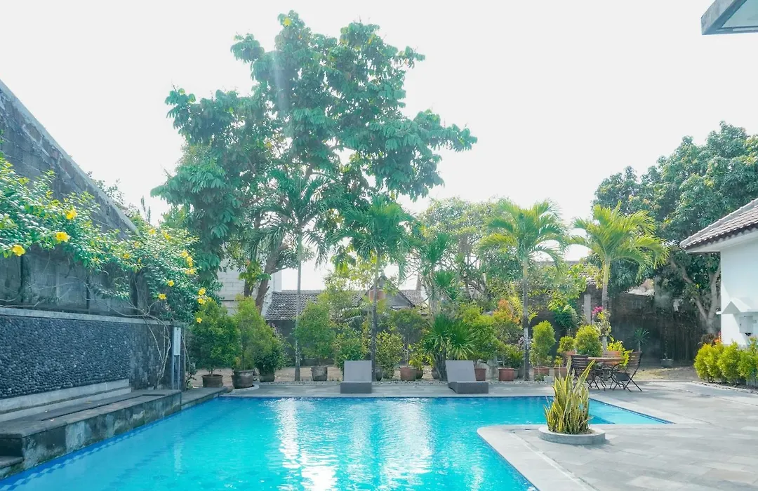 Four Bedroom Suite Maharani Villa Yogyakarta-1