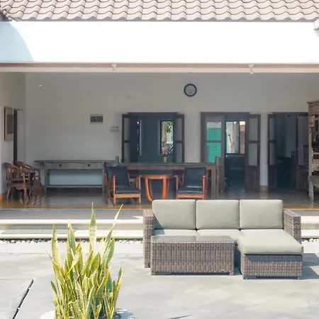 Four Bedroom Suite Maharani Villa Yogyakarta-2